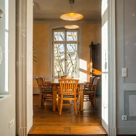 Albergo-toscana מלון באד שאנדאו